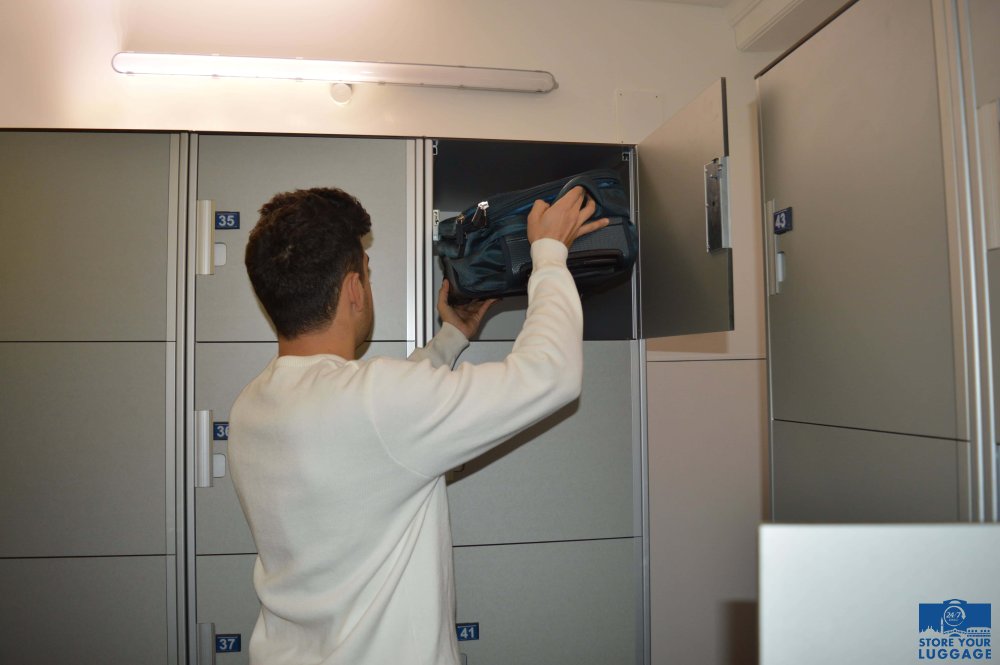 Luggage storage in Venice in via Ruga Giuffa in guarded and insured